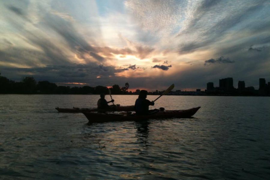 Harbourfront Canoe & Kayak Centre - Kayaking [Book Online] - Hijinks